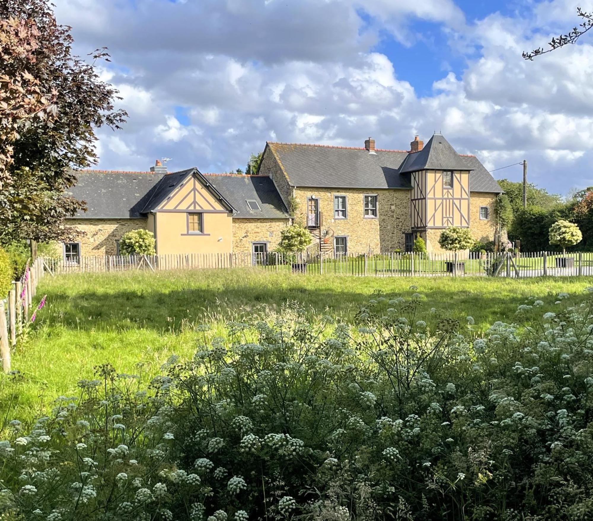 שאנטפי Appart' D'Hotes , Ch Et Gite Au Manoir De La Haute Pilais מראה חיצוני תמונה
